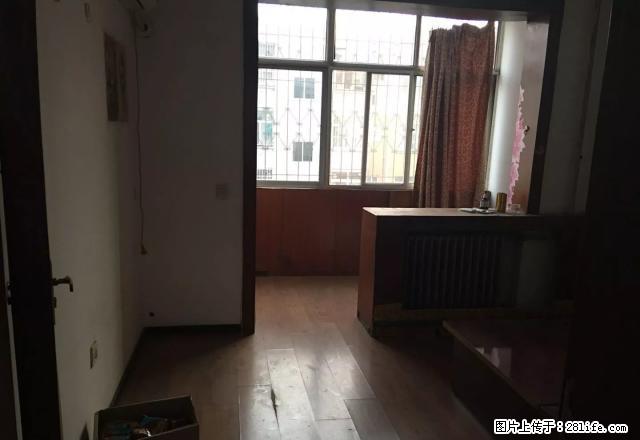 物华苑运兴小区3楼50平方带空调2台油烟机炉具热水器床实景图 - 房屋出租 - 房屋租售 - 东营分类信息 - 东营28生活网 dy.28life.net